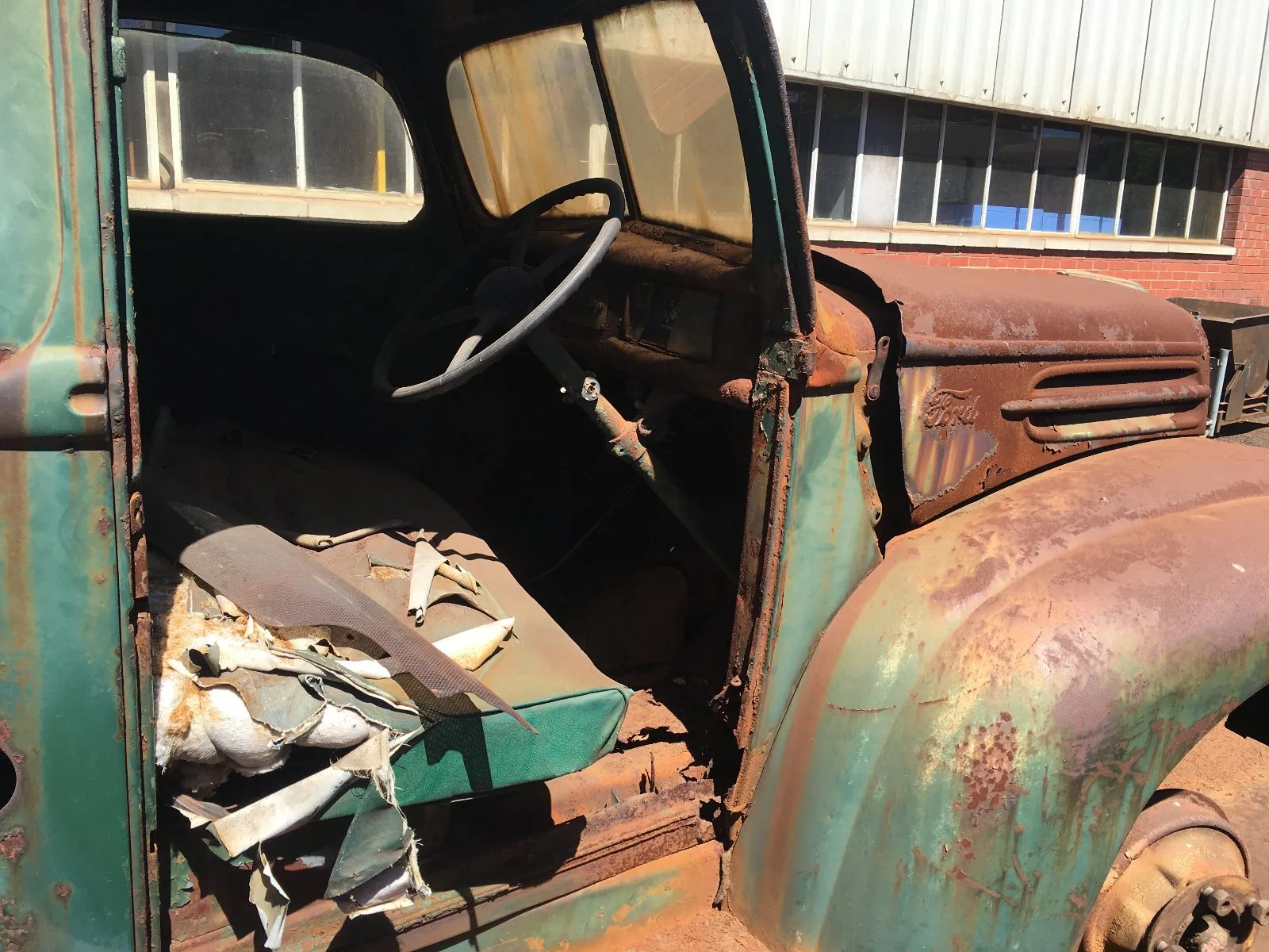 1947 Ford F-1 — photo 33