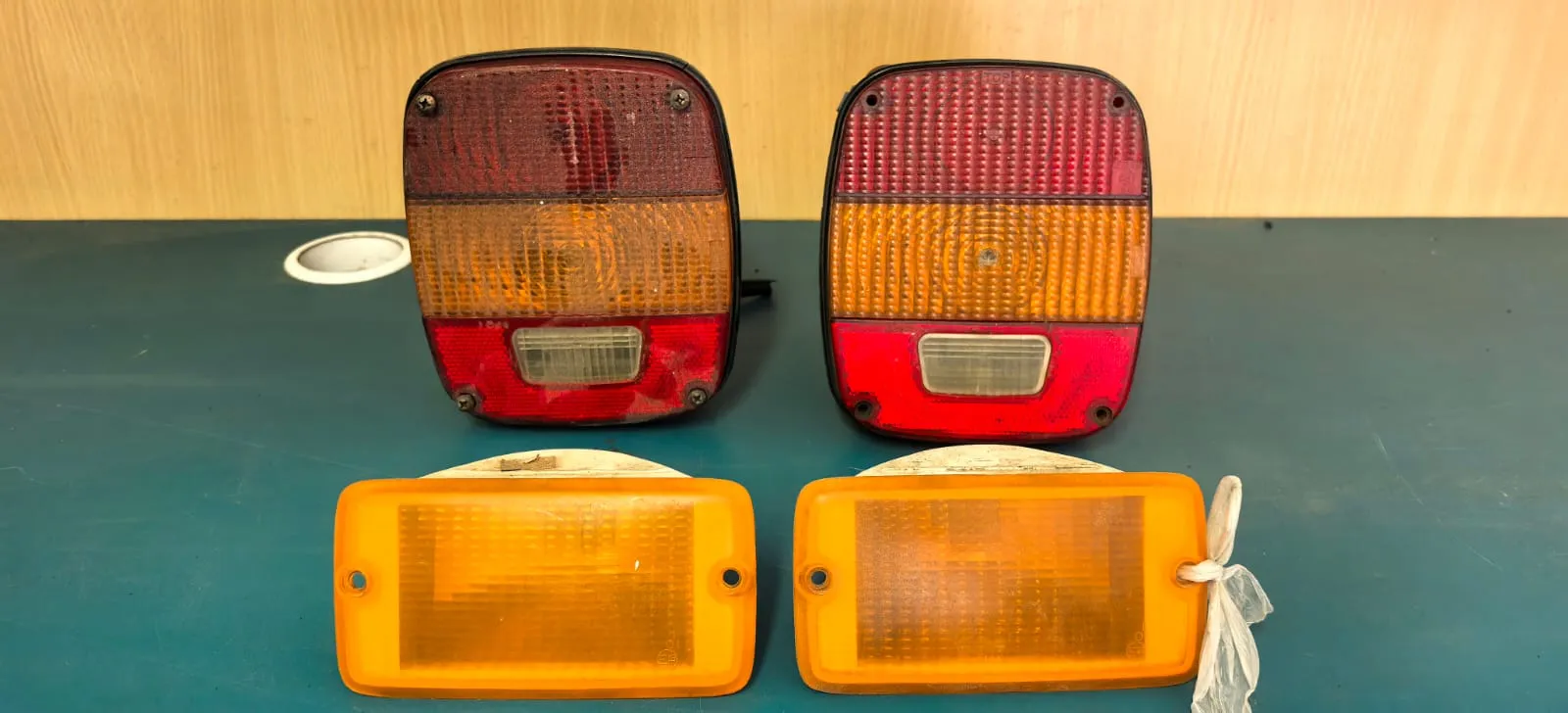 Tail light + marker light