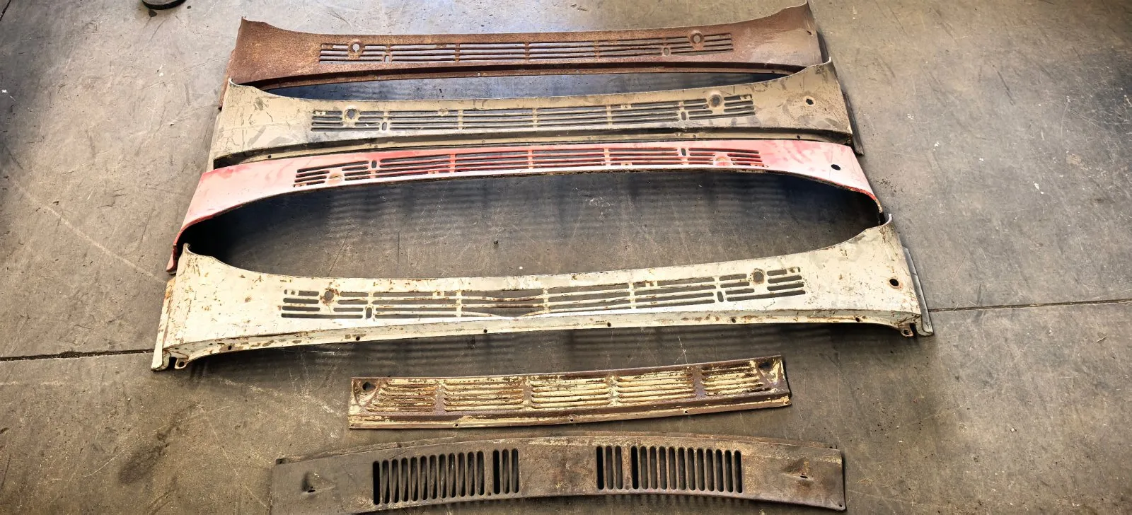 Wiper Cowls